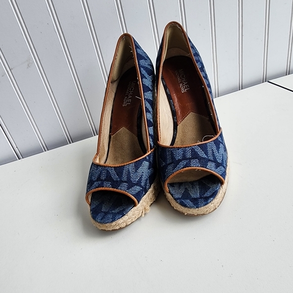 Michael Kors Women's Blue Logo Denim Open Toe Wedge Pumps Size 7 M - Picture 9 of 11